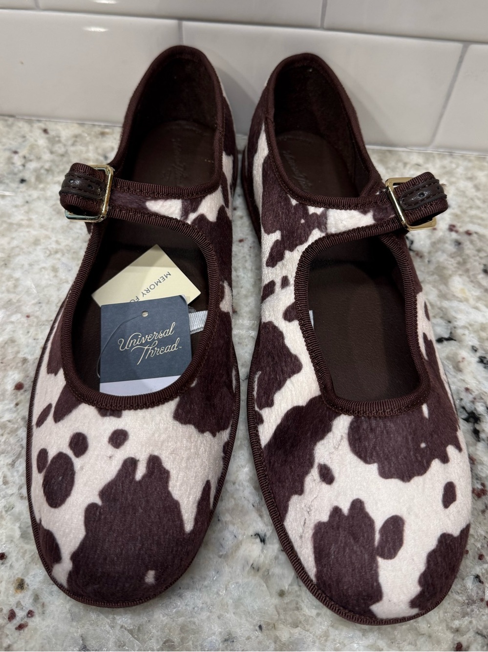 Universal Thread Brown & White Cowprint Mary Jane Shoes Size 8 NWOT or 8 1/2 NWT - Picture 2 of 16